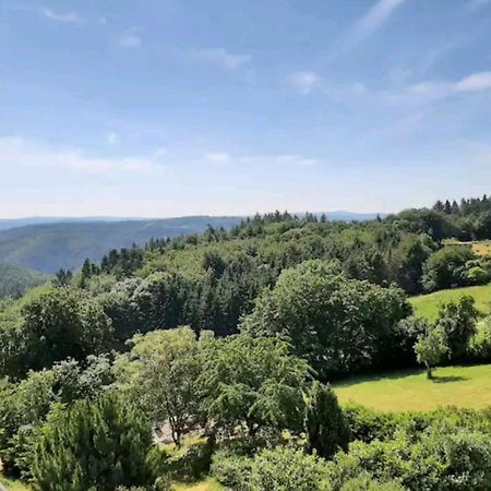 Апартаменти Ferien In Der Eifel Berg  Екстер'єр фото